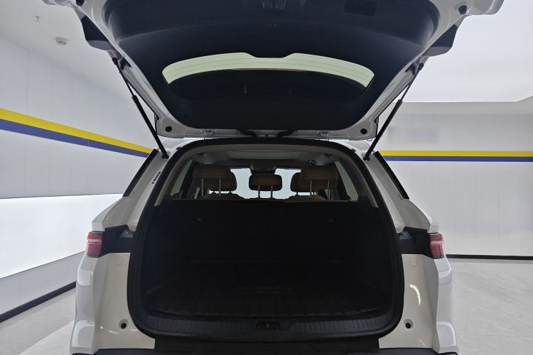 Used BYD Song Pro New Energy 2025 Second-Generation DM-i 115KM Overachiever Trim Trunk