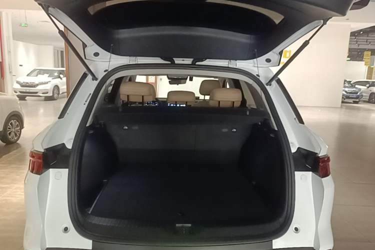 Used BYD Song Pro New Energy 2025 Second-Generation DM-i 75KM Leading Edition Trunk