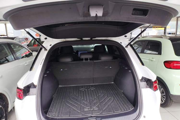 Used BYD Song Pro New Energy 2025 2nd Generation Intelligent Driving Version DM-i 75KM Leading Edition Trunk