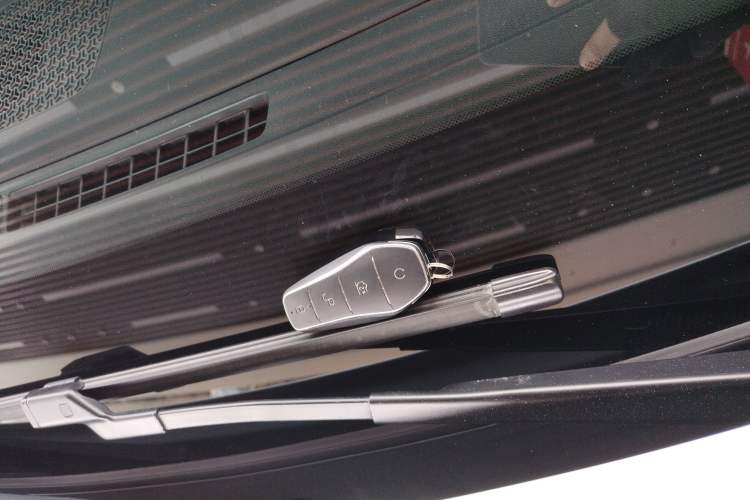 Used BYD Song Pro New Energy 2025 Second-Generation DM-i 115KM Excellence Version Vehicle Key