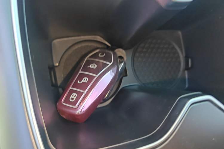 Used BYD Song Pro New Energy 2025 Second-Generation DM-i 115KM Excellence Version Vehicle Key