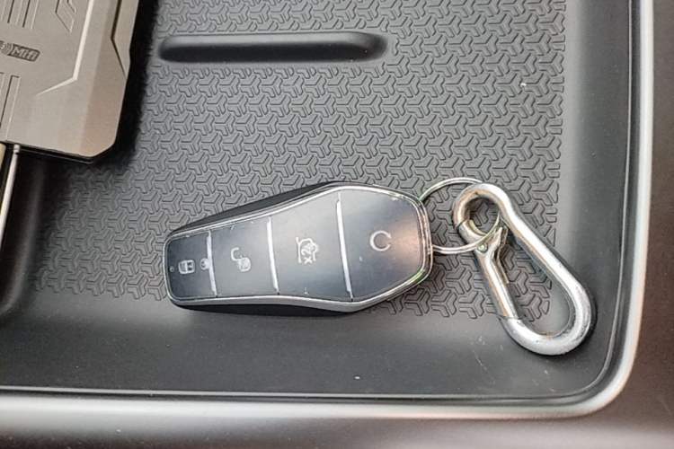 Used BYD Song Pro New Energy 2025 Second-Generation DM-i 75KM Leading Edition Vehicle Key