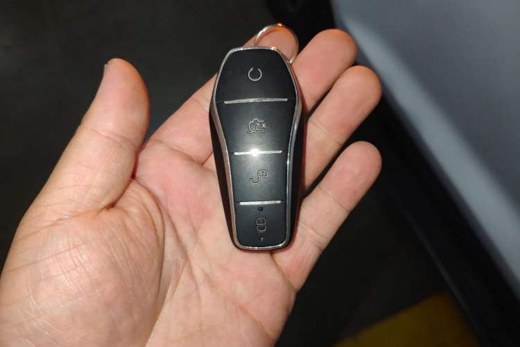 Used BYD Song Pro New Energy 2025 Second-Generation DM-i 75KM Leading Edition Vehicle Key