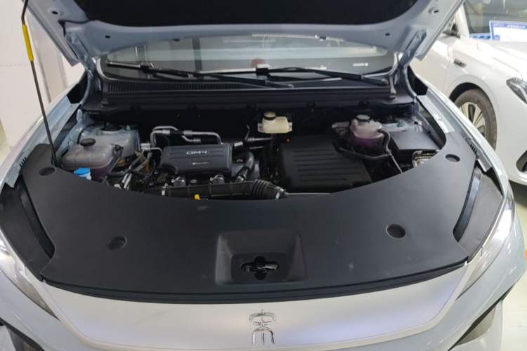 Used BYD Song Pro New Energy 2026 Model DM-i 133KM Superior Version Engine Bay
