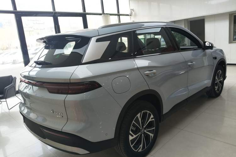 Used BYD Song Pro New Energy 2026 Model DM-i 133KM Superior Version Exterior 3