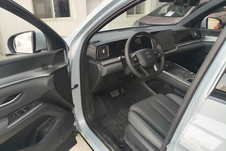 Used BYD Song Pro New Energy 2026 Model DM-i 133KM Superior Version Interior 2