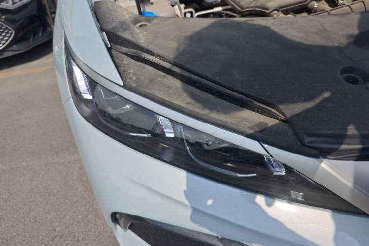 Used BYD Song Pro New Energy 2026 Model DM-i 133KM Progressive Version Right Front Headlight