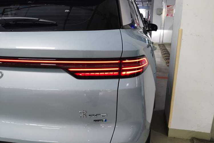 Used BYD Song Pro New Energy 2026 Model DM-i 133KM Superior Version Right Rear Taillight