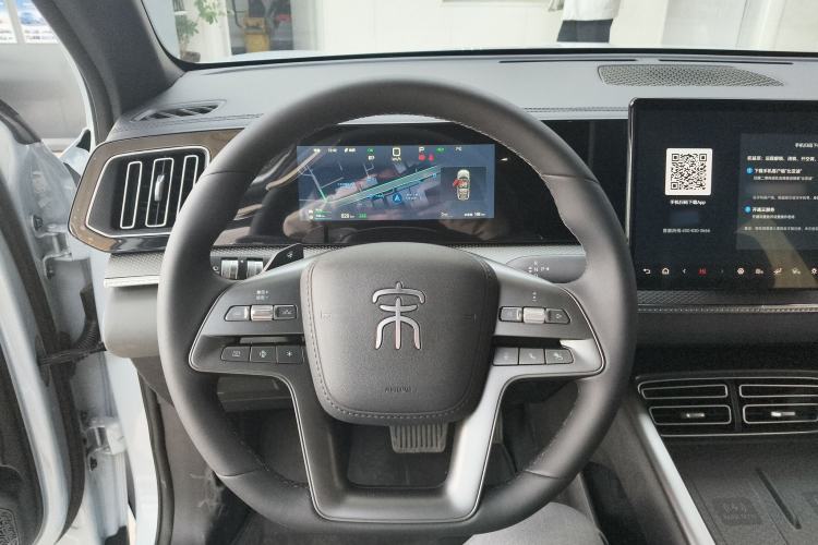 Used BYD Song Pro New Energy 2026 Model DM-i 133KM Superior Version Steering Wheel
