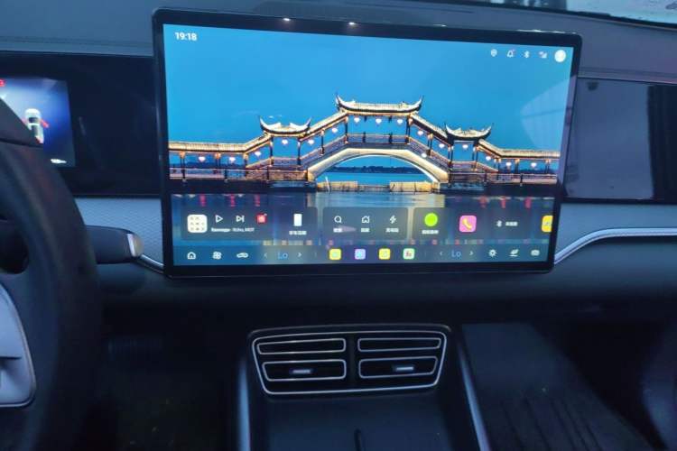 Used BYD Song Pro New Energy 2026 Model DM-i 220KM Beyond Version Audio And AC Panel