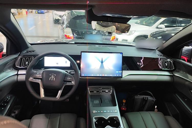 Used BYD Song Pro New Energy 2026 Model DM-i 220KM Beyond Version Center Console