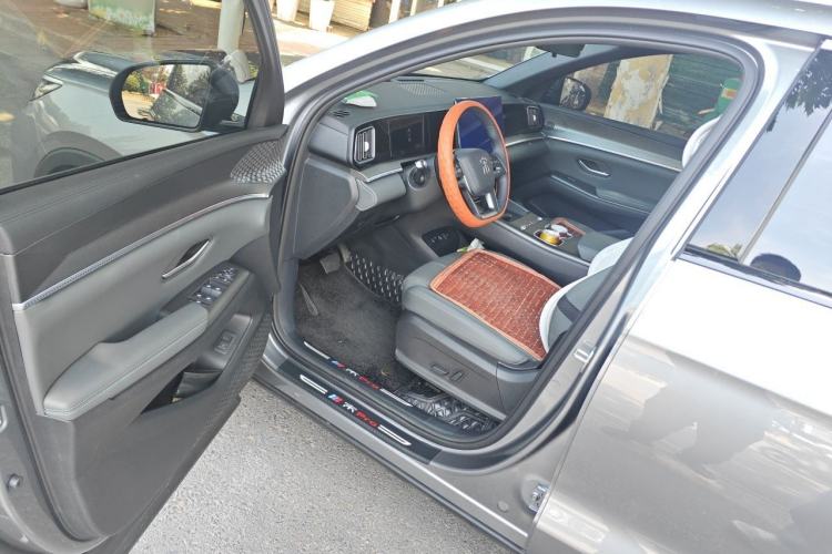 Used BYD Song Pro New Energy 2026 Model DM-i 220KM Beyond Version Driver Seat