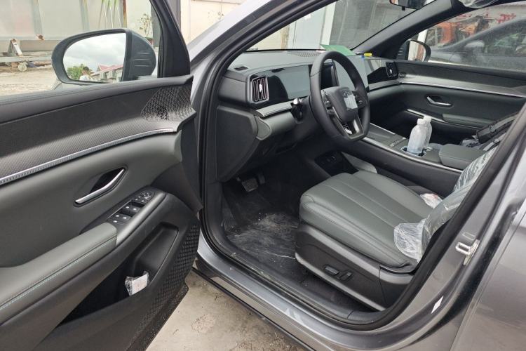 Used BYD Song Pro New Energy 2026 Model DM-i 133KM Progressive Version Driver Seat