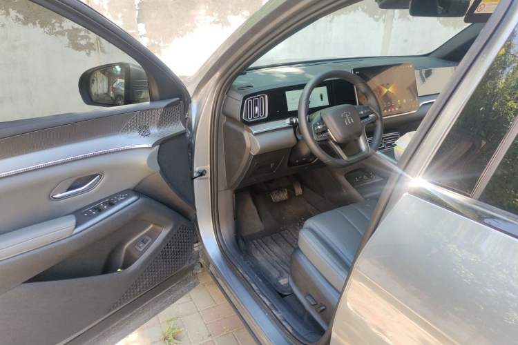 Used BYD Song Pro New Energy 2026 Model DM-i 220KM Beyond Version Driver Seat