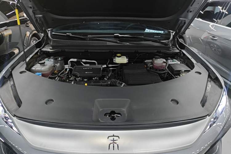Used BYD Song Pro New Energy 2026 Model DM-i 133KM Superior Version Engine Bay