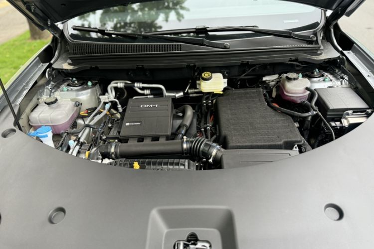 Used BYD Song Pro New Energy 2026 Model DM-i 220KM Beyond Version Engine Bay