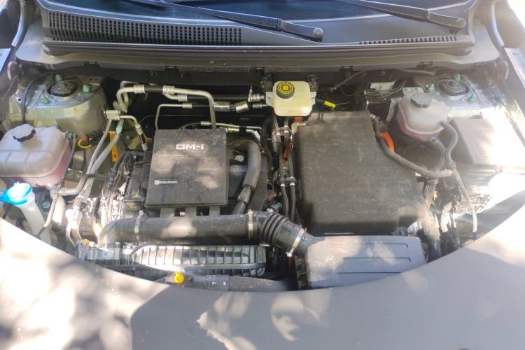 Used BYD Song Pro New Energy 2026 Model DM-i 220KM Beyond Version Engine Bay