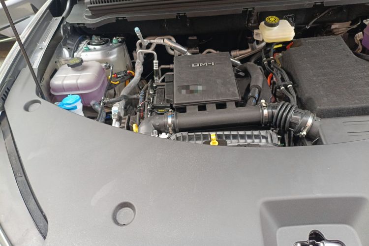 Used BYD Song Pro New Energy 2026 Model DM-i 220KM Excellence Version Engine Bay Right