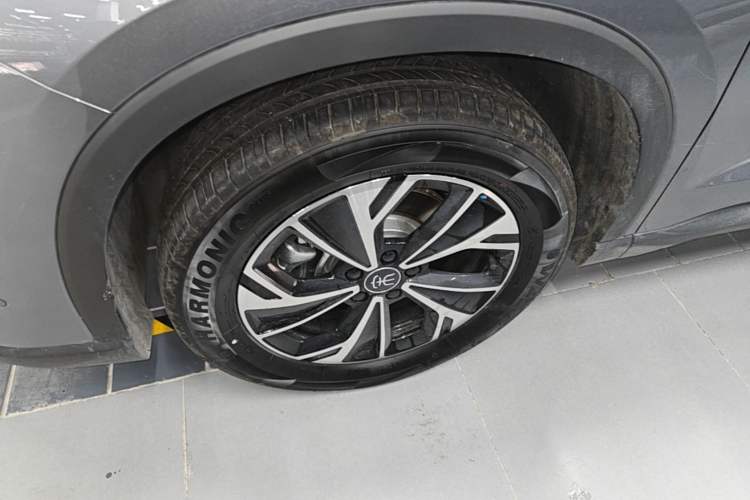 Used BYD Song Pro New Energy 2026 Model DM-i 133KM Superior Version Exterior 4