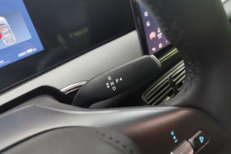 Used BYD Song Pro New Energy 2026 Model DM-i 133KM Superior Version Gear Lever
