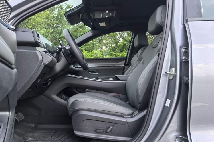 Used BYD Song Pro New Energy 2026 Model DM-i 220KM Excellence Version Interior 2