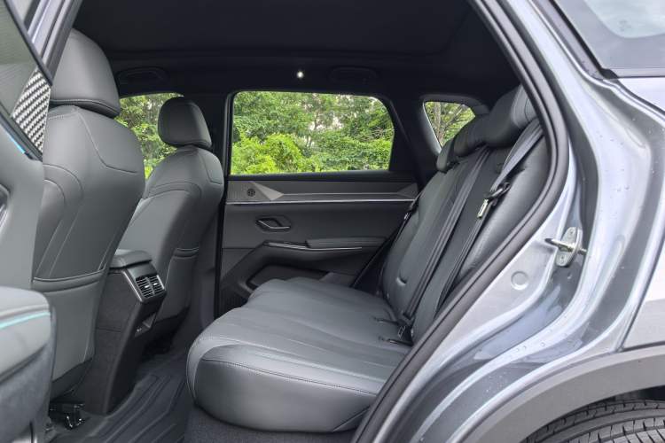 Used BYD Song Pro New Energy 2026 Model DM-i 220KM Excellence Version Interior 3