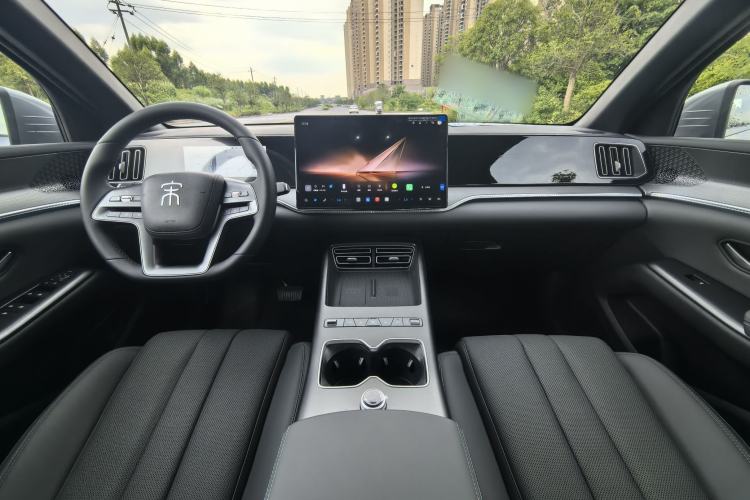 Used BYD Song Pro New Energy 2026 Model DM-i 220KM Excellence Version Interior 4