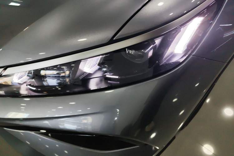 Used BYD Song Pro New Energy 2026 Model DM-i 133KM Superior Version Left Front Headlight