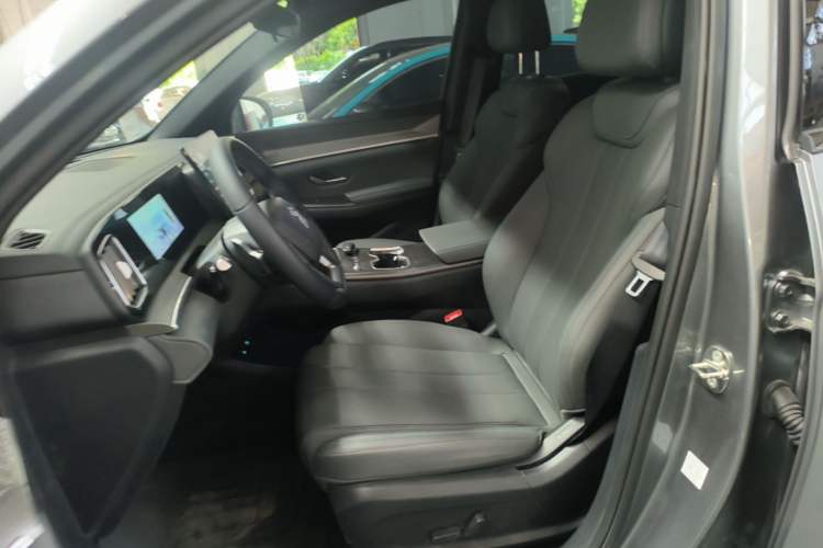 Used BYD Song Pro New Energy 2026 Model DM-i 220KM Beyond Version Left Front Seat