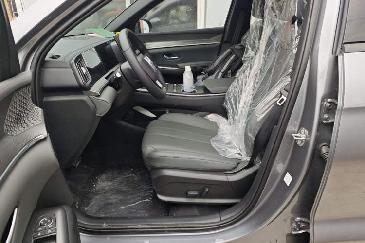 Used BYD Song Pro New Energy 2026 Model DM-i 133KM Progressive Version Left Front Seat