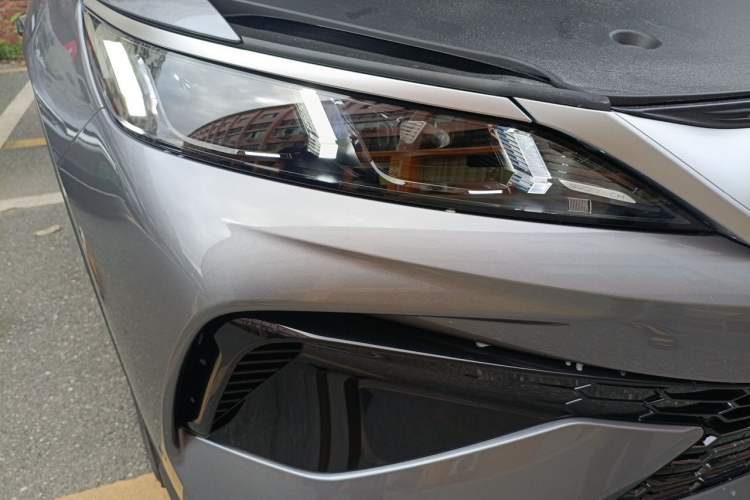 Used BYD Song Pro New Energy 2026 Model DM-i 220KM Excellence Version Right Front Headlight