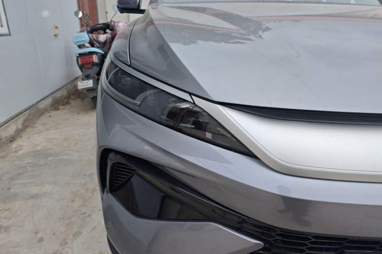 Used BYD Song Pro New Energy 2026 Model DM-i 133KM Progressive Version Right Front Headlight