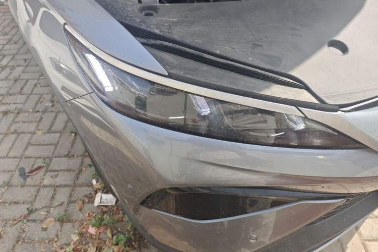 Used BYD Song Pro New Energy 2026 Model DM-i 133KM Superior Version Right Front Headlight