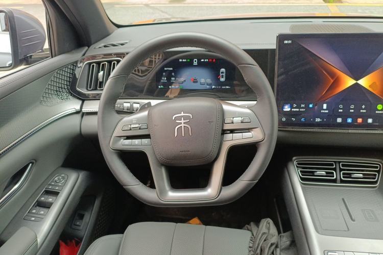Used BYD Song Pro New Energy 2026 Model DM-i 220KM Excellence Version Steering Wheel