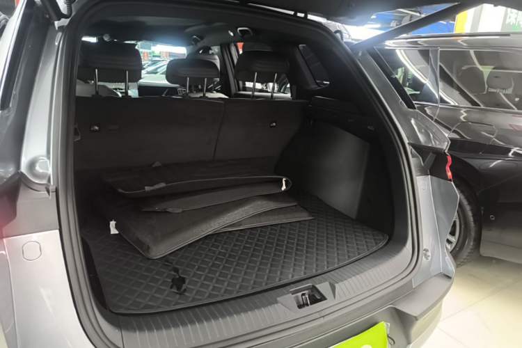 Used BYD Song Pro New Energy 2026 Model DM-i 220KM Beyond Version Trunk