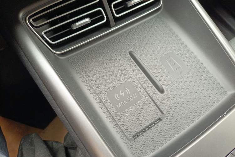 Used BYD Song Pro New Energy 2026 Model DM-i 220KM Excellence Version Vehicle Key