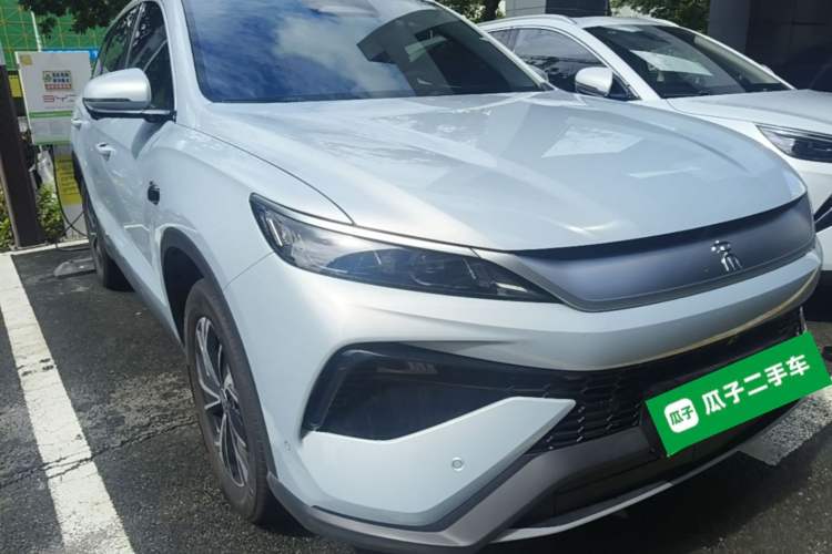 Used BYD Song Pro New Energy 2026 Model DM-i 133KM Superior Version Front Right 45 Deg