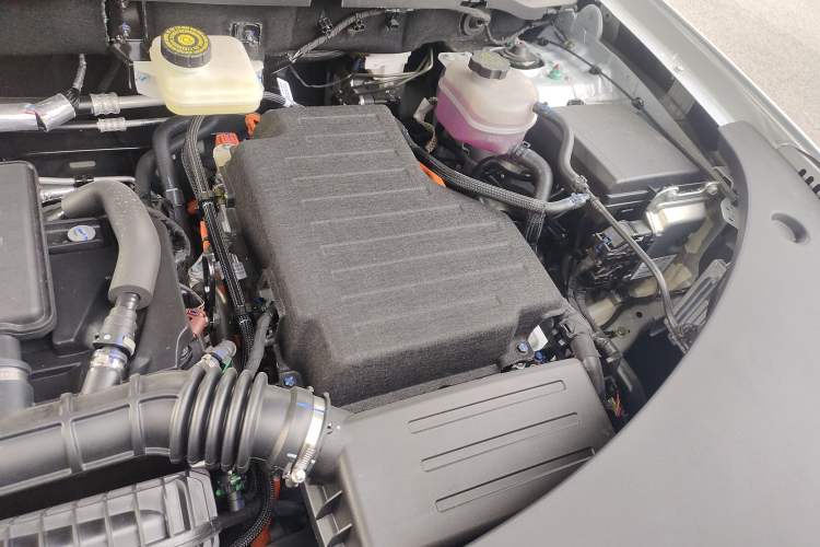 Used BYD Song Pro New Energy 2026 Model DM-i 133KM Superior Version Engine Bay Left