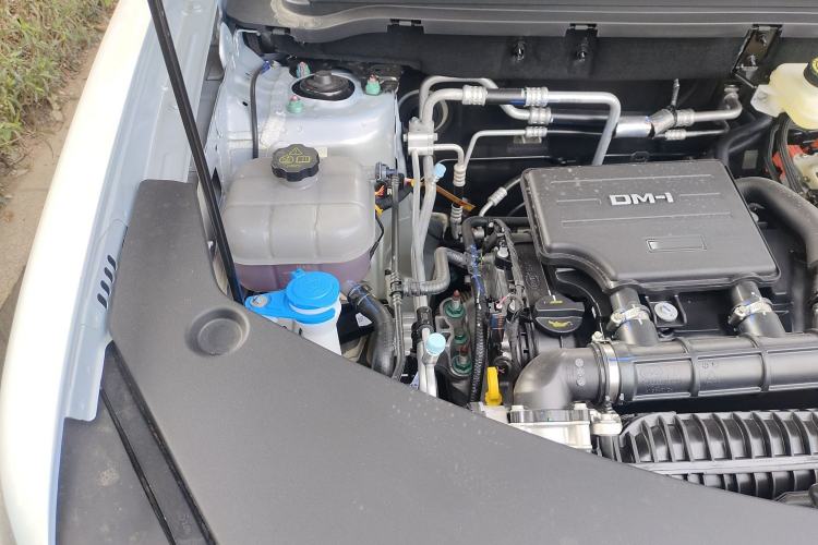 Used BYD Song Pro New Energy 2026 Model DM-i 133KM Superior Version Engine Bay Right