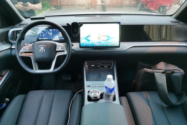 Used BYD Song Pro New Energy 2026 Model DM-i 133KM Superior Version Center Console