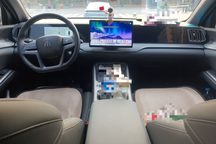 Used BYD Song Pro New Energy 2026 Model DM-i 133KM Superior Version Center Console