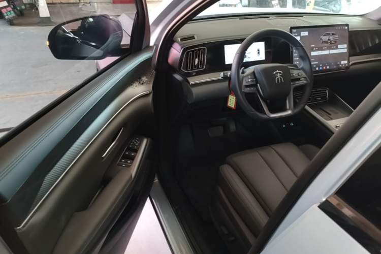 Used BYD Song Pro New Energy 2026 Model DM-i 220KM Beyond Version Driver Seat