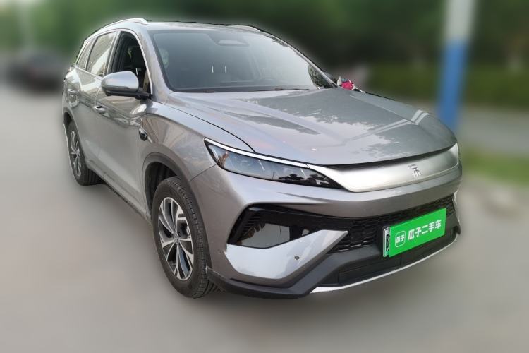 Used BYD Song Pro New Energy 2026 Model DM-i 133KM Superior Version Front Right 45 Deg