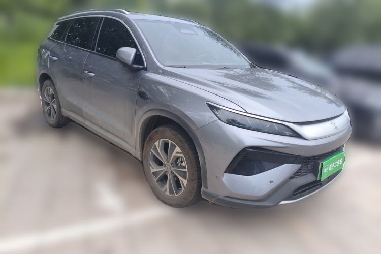 Used BYD Song Pro New Energy 2026 Model DM-i 133KM Superior Version Front Right 45 Deg