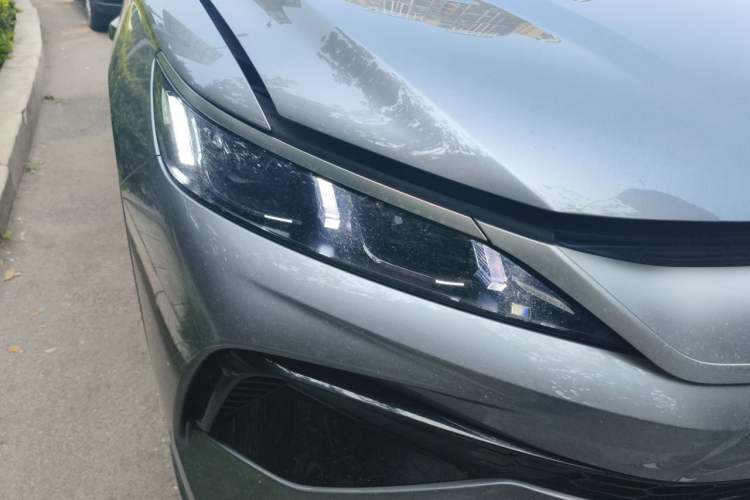 Used BYD Song Pro New Energy 2026 Model DM-i 133KM Superior Version Right Front Headlight