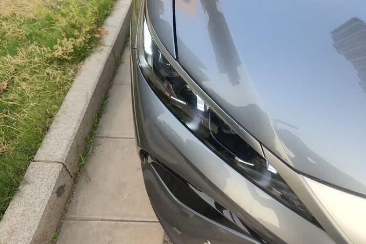 Used BYD Song Pro New Energy 2026 Model DM-i 133KM Superior Version Right Front Headlight