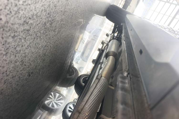 Used BYD Song Pro New Energy 2026 Model DM-i 220KM Beyond Version Right Side Sill
