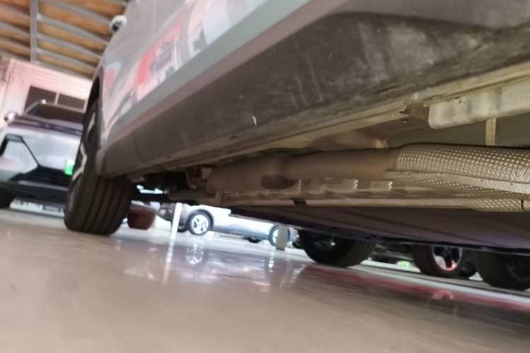 Used BYD Song Pro New Energy 2026 Model DM-i 220KM Beyond Version Right Side Sill