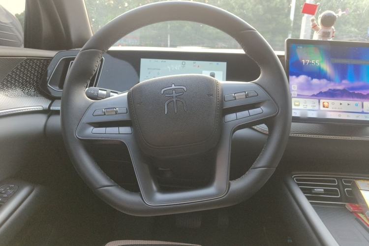 Used BYD Song Pro New Energy 2026 Model DM-i 133KM Superior Version Steering Wheel