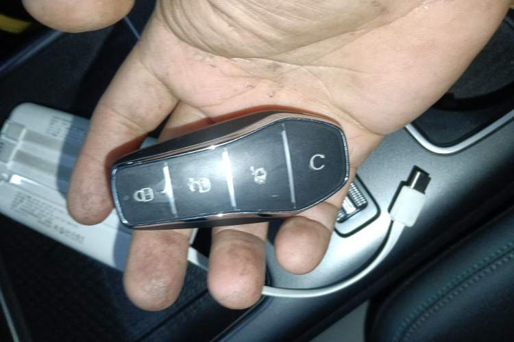 Used BYD Song Pro New Energy 2026 Model DM-i 133KM Superior Version Vehicle Key